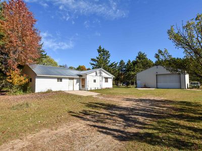 N5890 18th Ct, Wild Rose, WI, 54984