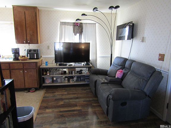 4th image of 414 Charlotte Ave