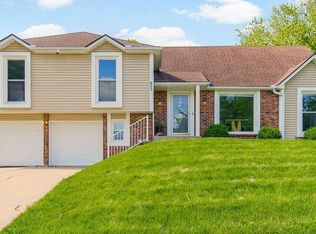 643 E 115th Ter, Kansas City, MO 64131