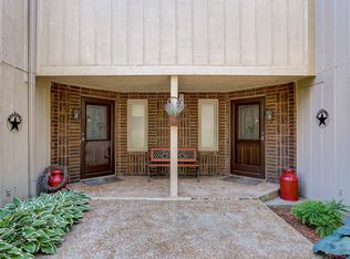 16435 Tia Ct #16445, Brookfield, WI 53005