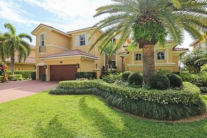 1st image of 7588 NW 117th Lane