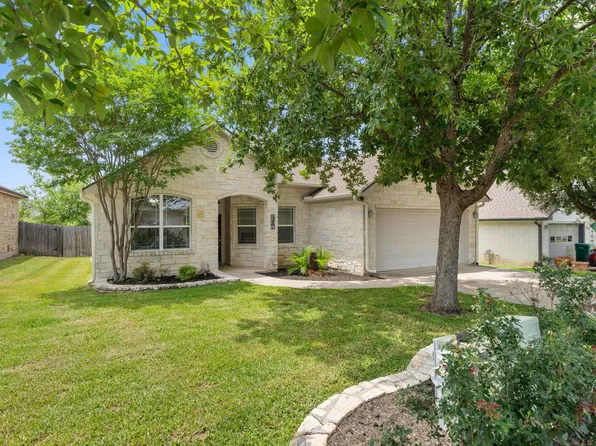417 Spyglass St, Meadowlakes, TX 78654