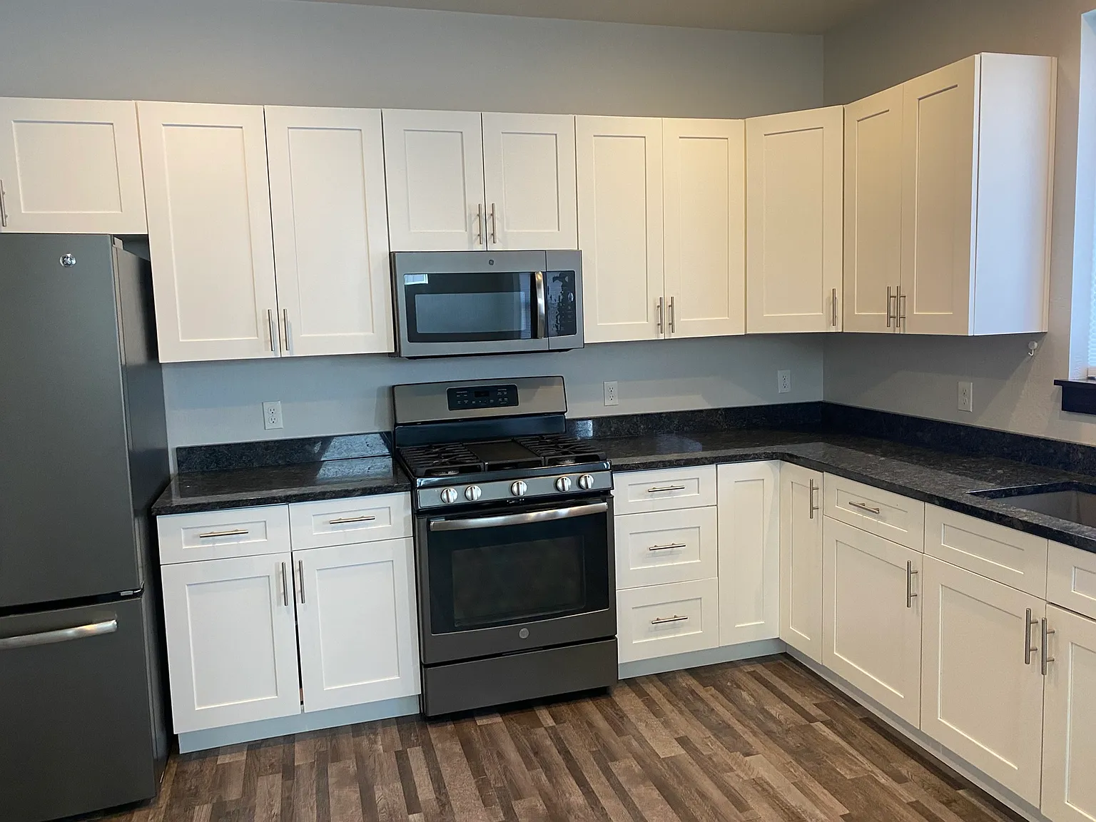 3 bed, 2.5 bath, 1469 sqft, $2,895 — Photo 4