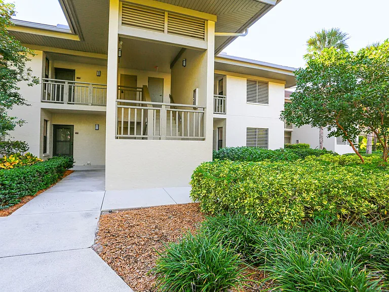 3611 Wild Pines Dr #202 — Photo 30