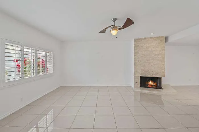 2518 S Sierra Madre — Photo 9