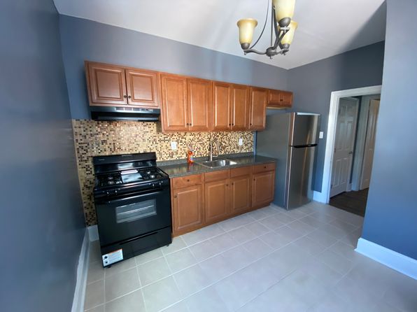 1034 Willow St, Norristown, PA 19401
