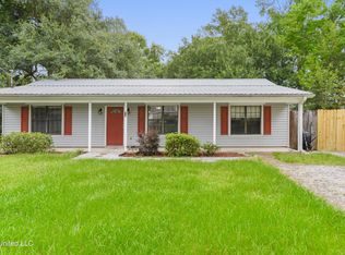 994 Hamakua Ct, Diamondhead, MS 39525