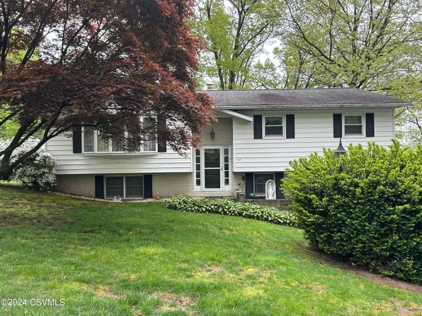 543 Balsam St, Coal Township, PA 17866