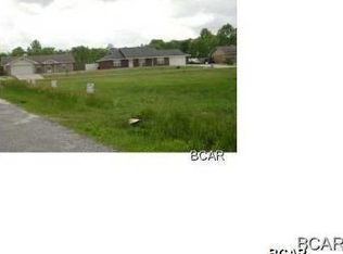 155 E Orange Ave, Wewahitchka, FL 32465