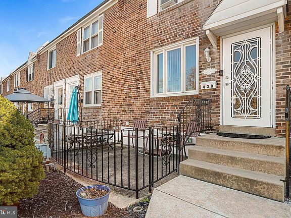 2nd image of 420 Rively Ave