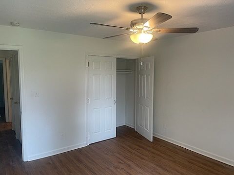 3rd image of 203B S Oak Ave