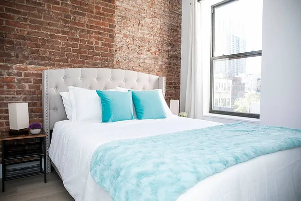 Rented by Charney Real Estate LLC | media 29