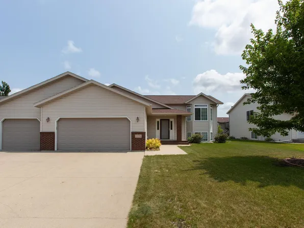 3576 Polk St S, Fargo, ND 58104