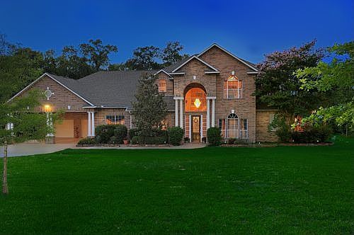 1st image of 6626 W Bluff Dr