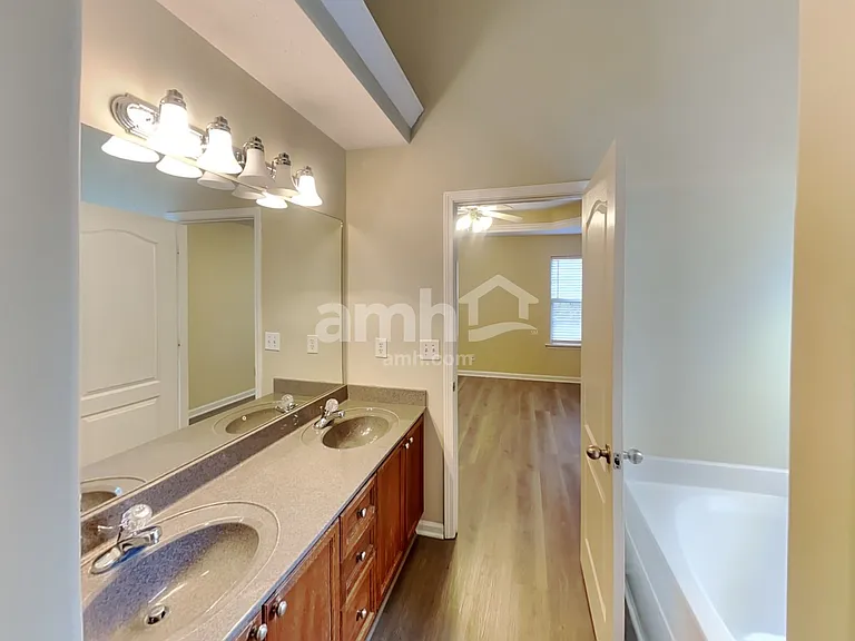 1632 Good Day Ct — Photo 11