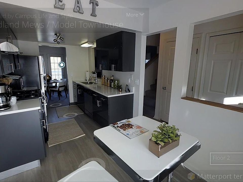 2nd image of 208 Fieldcrest St