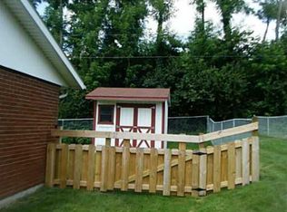 3160 Sherwood Park Dr, Springfield, OH 45505