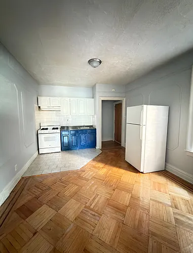 325 Summit Ave Photo 1