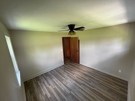 2nd image of 912 Ransom St