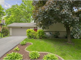 6760 Evergreen Ln N, Maple Grove, MN 55369