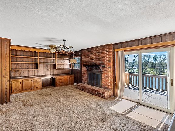 4th image of 507 Parkwood Dr