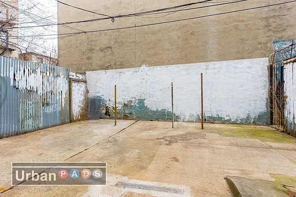 Rented by Urban Pads | media 8