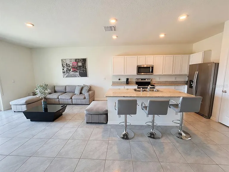 34350 Redwood Dawn Ln — Photo 3
