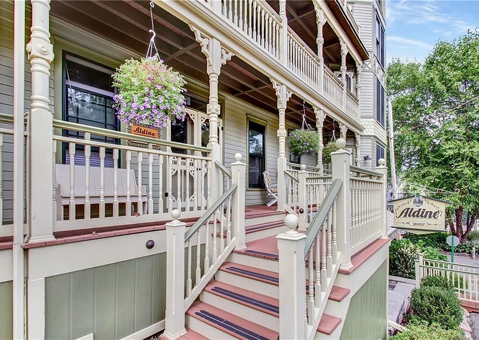 1st image of 20 Simpson Ave #3-A