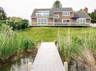 568 Flying Point Rd, Water Mill, NY 11976