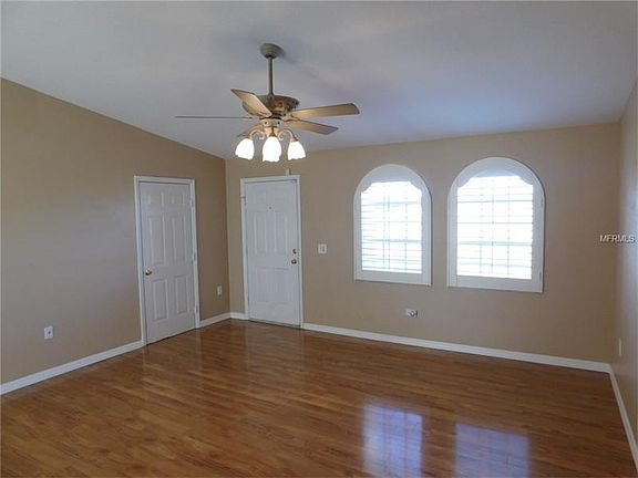 2nd image of 34636 Fairview Heights Rd