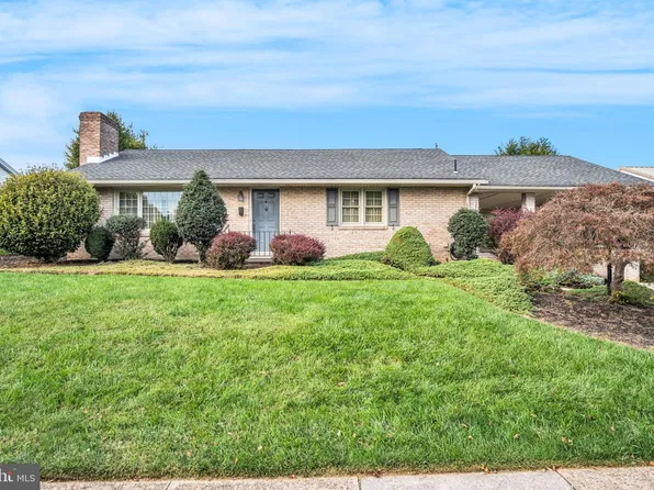 583 E St, Carlisle, PA 17013
