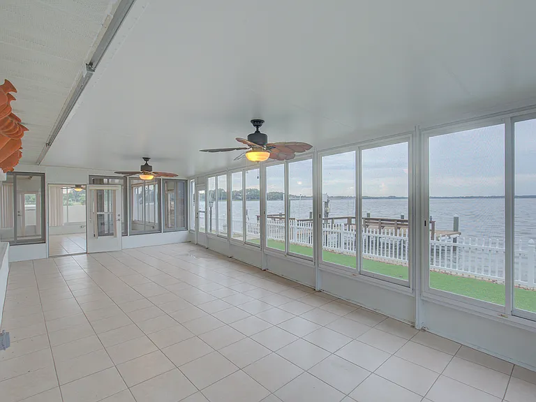 31 Freshwater Dr — Photo 24