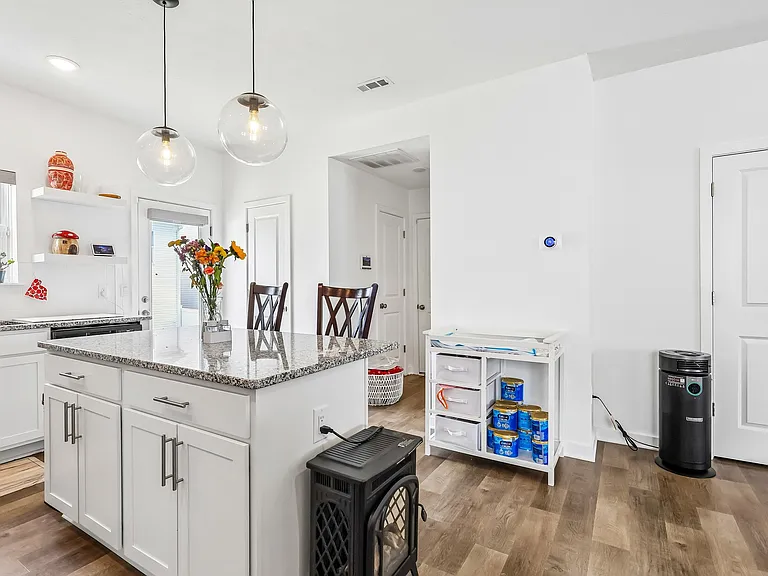 572 Auld Farm Cir — Photo 9