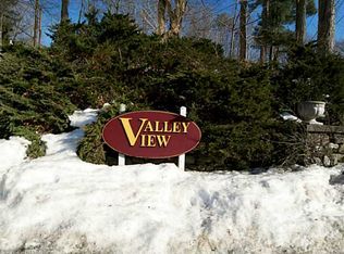 82 Valley Dr, New Milford, CT 06776