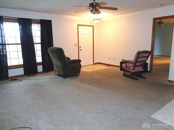 4th image of 99 Mackinaw St
