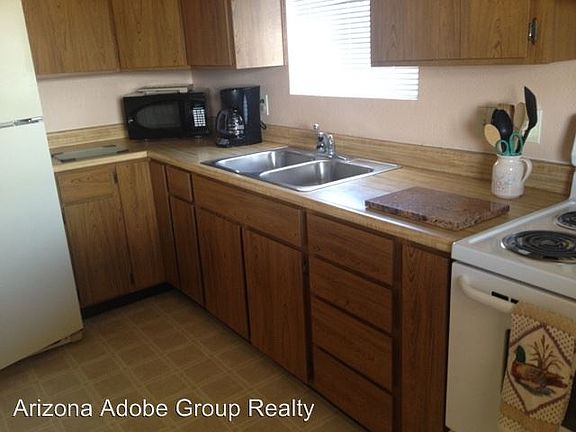 4th image of 4060 E Mission Ln