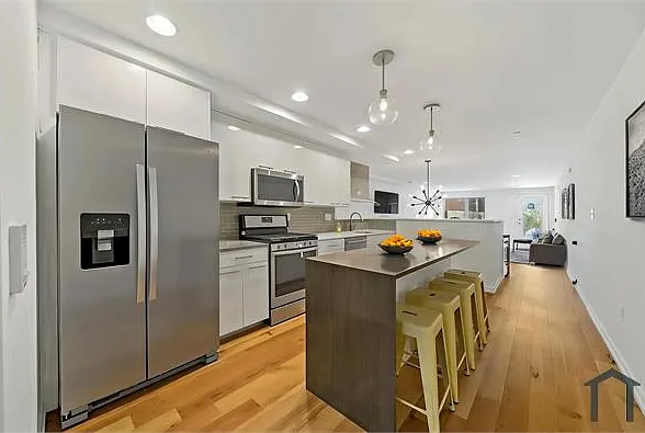 2538 W Girard Ave #A — Photo 4