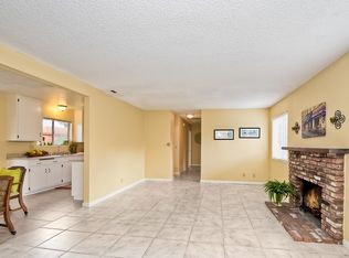 1609 Mountain View Ave, Oceanside, CA 92054