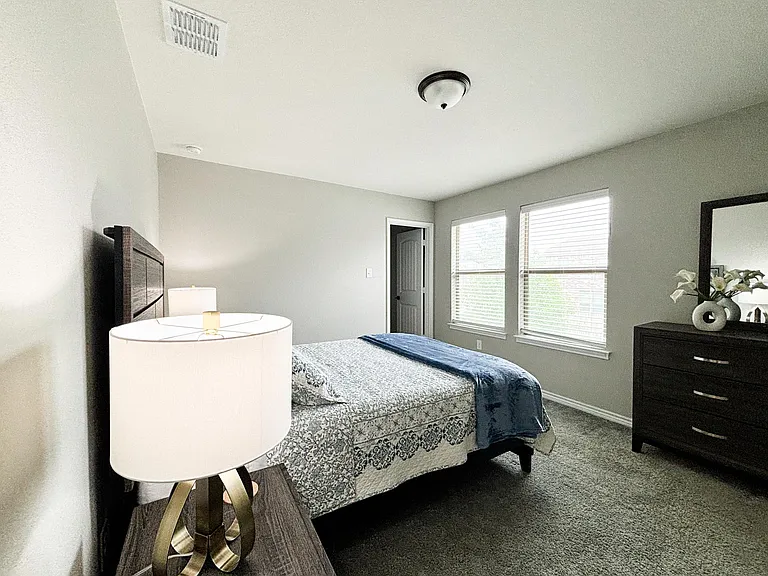 8134 Emmeline Dr — Photo 33