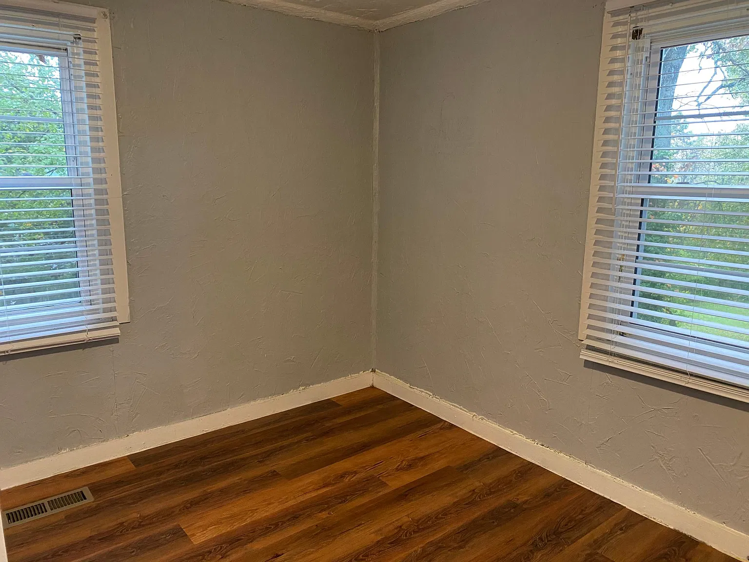 4 bed, 1120 sqft, $2,100 — Photo 4