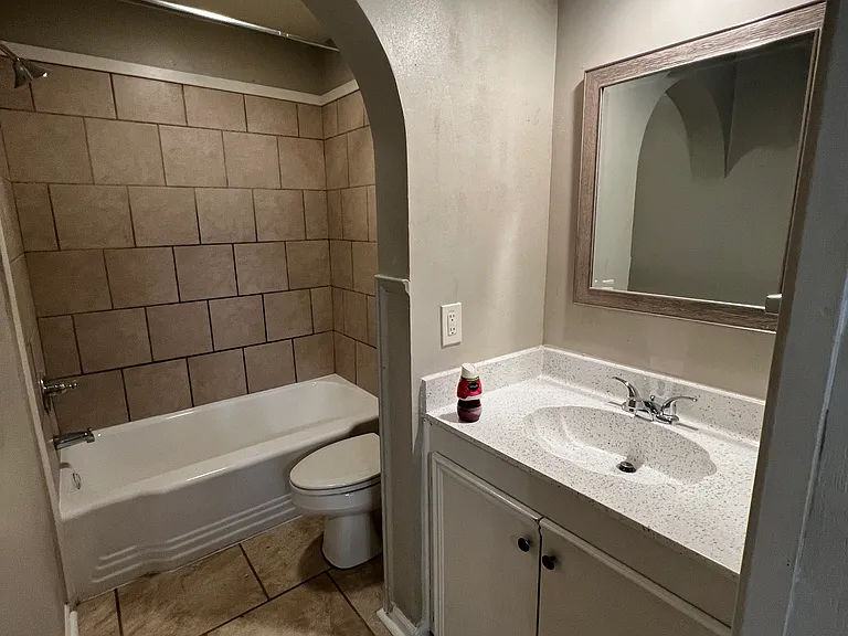 4016 Maple St — Photo 21