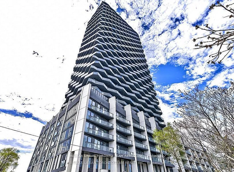 36 Zorra St #3204