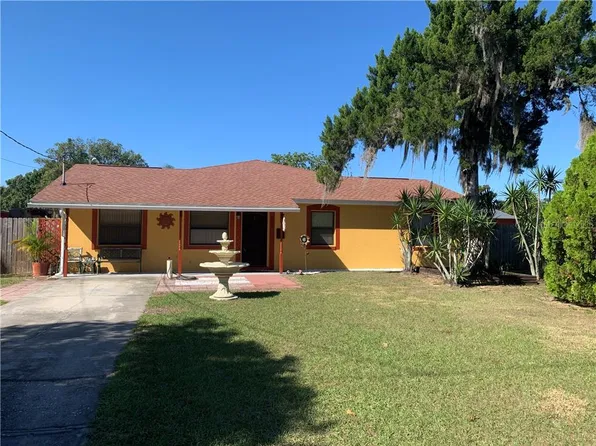 709 N Disston Ave, Tavares, FL 32778