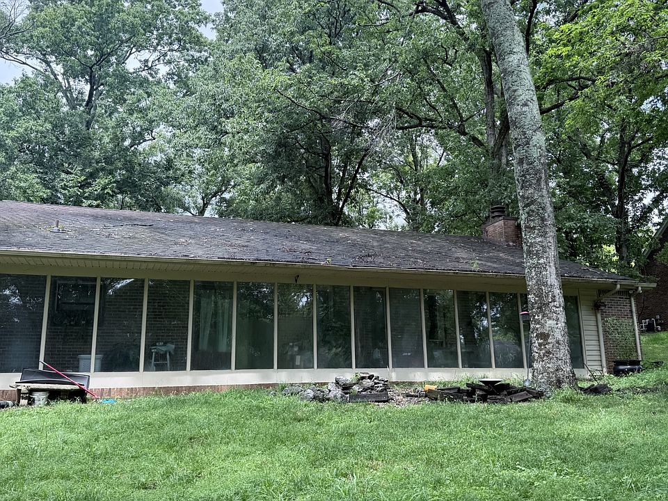1st image of 1144 Emily Ct