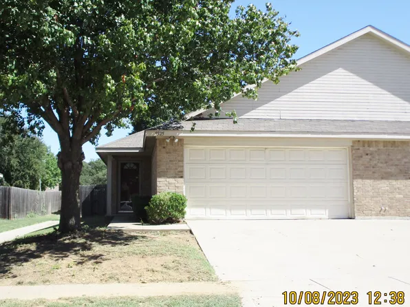 5525 Homestead Rd, Arlington, TX 76017
