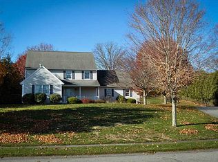 8 Fox Hill Way, Swansea, MA 02777
