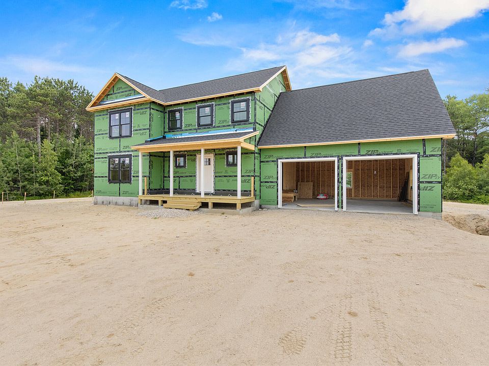 2nd image of 256 Pinkham Brook Road