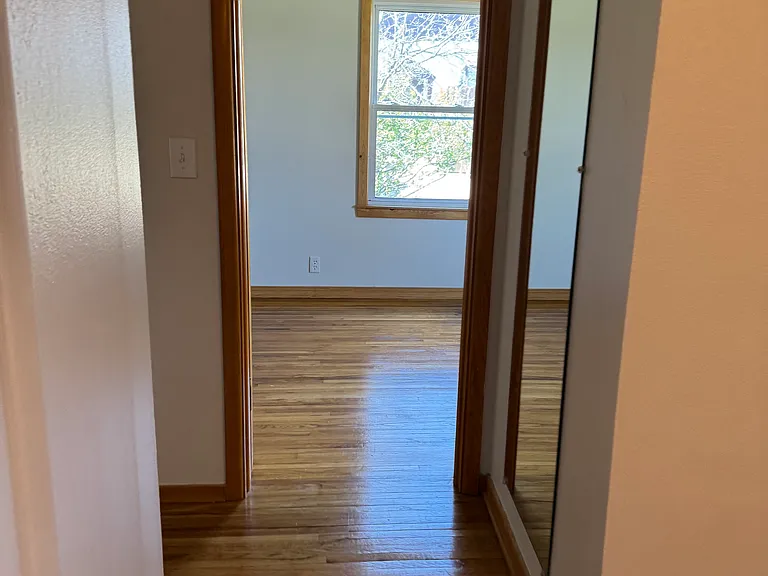 3805 Sunset Dr — Photo 5