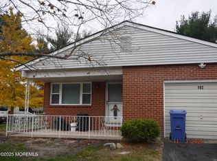102 Troumaka St, Toms River, NJ 08757