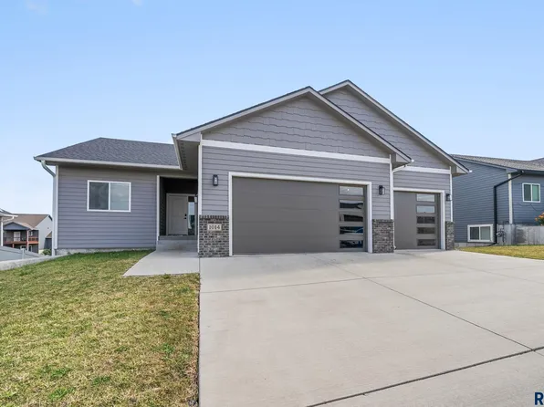 1014 N Archer Dr, Sioux Falls, SD 57103